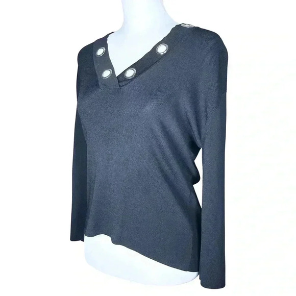 Y2K Vintage Black Deep V Neck Top with Grommets. Large. Soft Goth. Punk. Grunge. - Picture 2 of 7